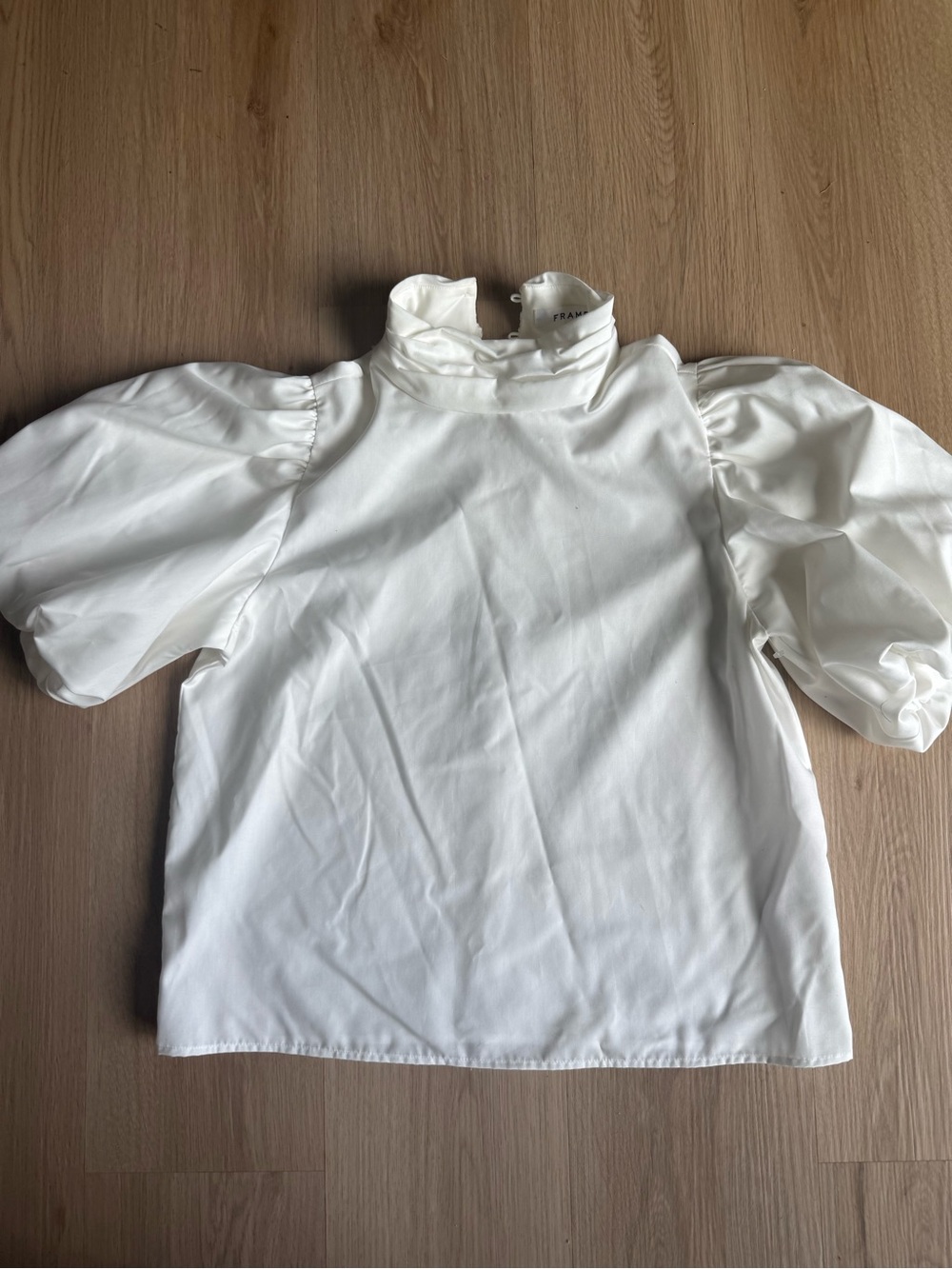 Frame Margot Short Puff-Sleeve Cotton Top White Mockneck - Picture 3 of 7